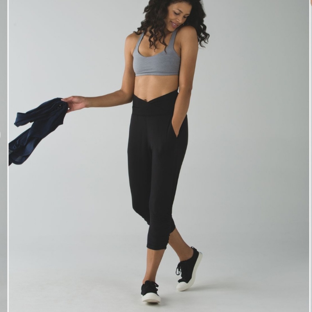 Lululemon sunset salutation crops